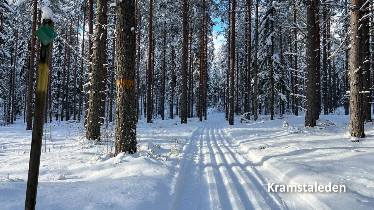 Nyrenoverat Boende I Vackra Järvsö Екстериор снимка